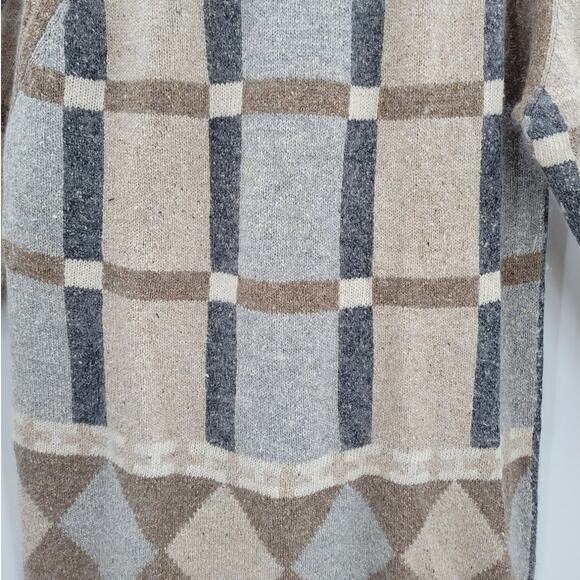 Gladys Bagley Vintage Angora Bohemian Geometric Crew Neck Oversized Sweater Top - Picture 7 of 13